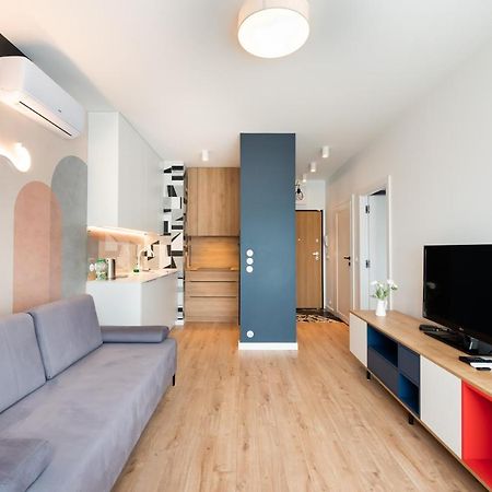 Postepu Comfort Apartment Varşovia Exterior foto