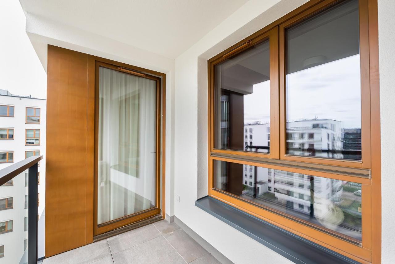 Postepu Comfort Apartment Varşovia Exterior foto